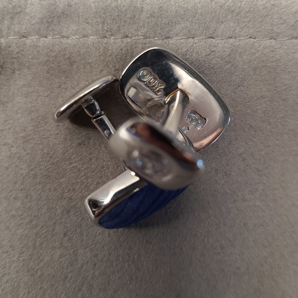 David Yurman 18K White Gold Cufflink with Lapis Lazuli